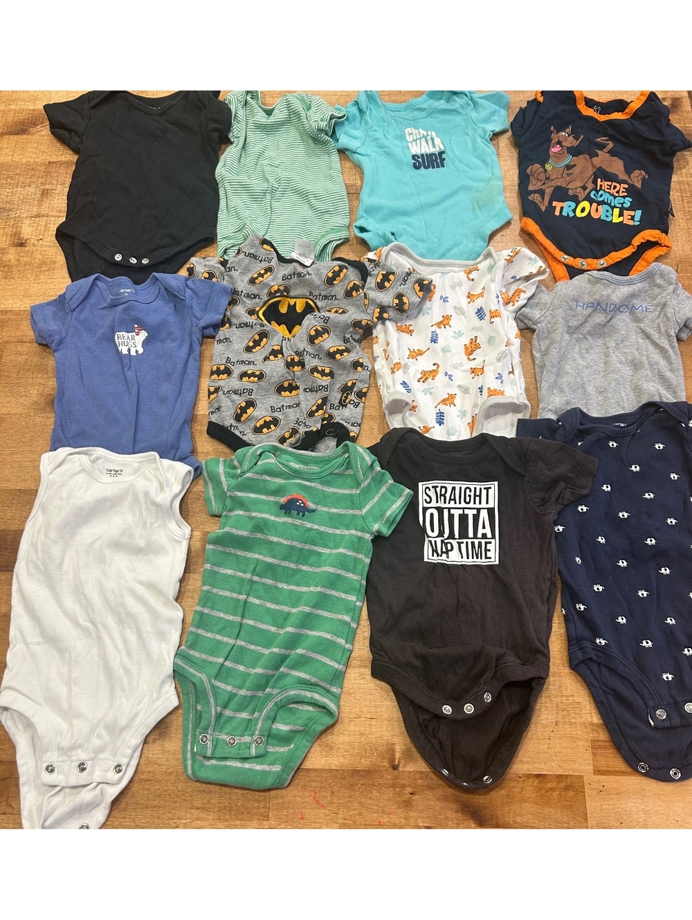 12 Baby Boys' Bodysuits Mixed Designs Size 0 - 3 Months